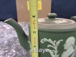 Wedgwood England Green Jasperware Teapot Kettle Jar Pot George Washington Ben