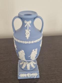 Wedgwood Grecian Vase / Urn Blue Jasperware 1956 22cm High RARE & SPECIAL