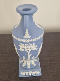 Wedgwood Grecian Vase / Urn Blue Jasperware 1956 22cm High RARE & SPECIAL