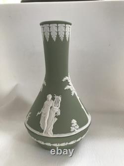 Wedgwood Green jasperware large posy vase in excellent condition