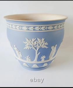 Wedgwood Jasper Antique Blue Dip Large Cachepot / Planter Jasperware