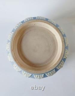 Wedgwood Jasper Antique Blue Dip Large Cachepot / Planter Jasperware