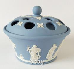 Wedgwood Jasper Blue Pot Pourri / Potpourri Dish Classical Scenes jasperware