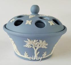 Wedgwood Jasper Blue Pot Pourri / Potpourri Dish Classical Scenes jasperware