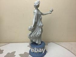 Wedgwood Jasper Figurine The Dancing Hours Collection Floral Posy Number 1548