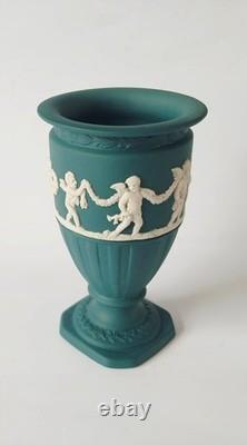 Wedgwood Jasper Spruce Green Footed Vase Cherubs jasperware