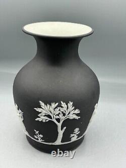 Wedgwood Jasper Ware Vase Black Jasperware (777)