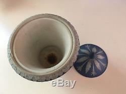 Wedgwood Jasperware 7.5 Dark Portland Blue Dip Antique Urn with lid handles Nice