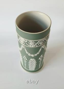 Wedgwood Jasperware Antique Green White Dip Spill Vase Acanthus and Bellflowers