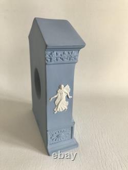 Wedgwood Jasperware Blue Dancing hours clock in excellent working condition