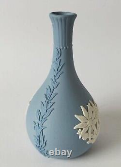 Wedgwood Jasperware Blue and White Australian Flannel Flower Bud Vase