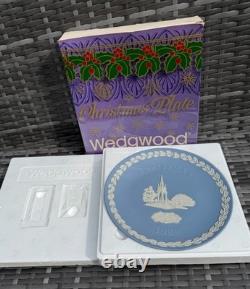 Wedgwood Jasperware Christmas Plates, Complete 10-Year Set 1979-1988, England