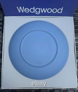 Wedgwood Jasperware Christmas Plates Complete 20-Year Set 1969-1988, England