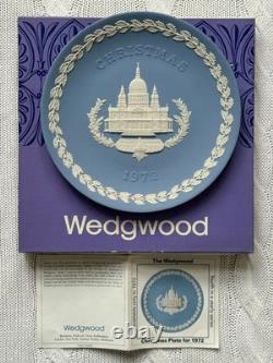 Wedgwood Jasperware Christmas Plates Complete 20-Year Set 1969-1988, England