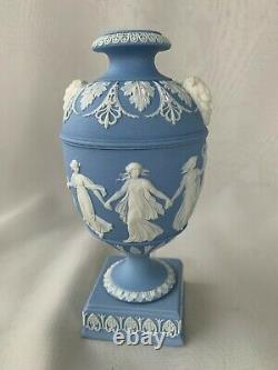 Wedgwood Jasperware Cream Lavender / Blue Dancing Hours Vase / Urn on Base 1