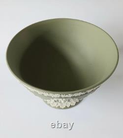 Wedgwood Jasperware Green Bowl Lions Head And Garland