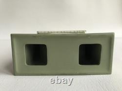 Wedgwood Jasperware Green Mantle Clock Baronet Of London in working condition