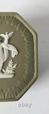 Wedgwood Jasperware Green Spring Seasons Fluted Trinket Box