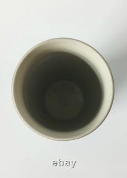 Wedgwood Jasperware Green White Dip Acanthus & Bellflowers Spill Vase 5 3/4 Inch