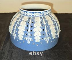 Wedgwood Jasperware Lamp Shade Hightower Collection Texas Exhibit 2012 Wedgwood Jasperware Lamp Shade Hightower Collection Texas Exhibit 2012