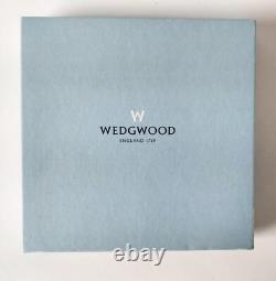 Wedgwood Jasperware Portland Blue Plate Mitsukoshi 2004 Boxed