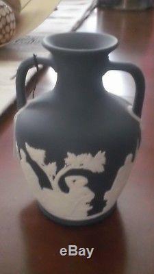 Wedgwood Jasperware Portland Vase Dark Blue RARE 6 with handles MINT