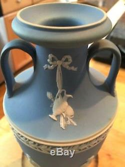 Wedgwood Jasperware RARE Pale Blue 8 Urn Vase Trophy Handles Pre-1890 NICE