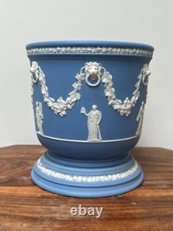 Wedgwood Jasperware Scarce Light Blue Jardiniere with integrated stand