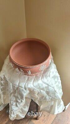 Wedgwood Jasperware Terracotta Pedestal Bowl / Fruit Bowl. Mint Condition Rare