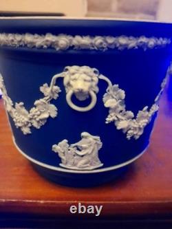 Wedgwood Jasperware Vase/planter from c. 1891