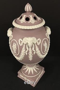 Wedgwood Jasperware White/Lilac 12.25 LIDDED URN purple vase