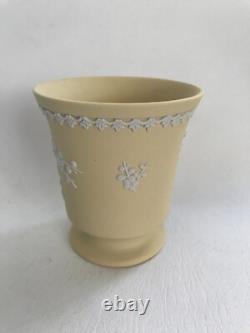 Wedgwood Jasperware Yellow Primrose Pattern trumpet vase 10cm tall
