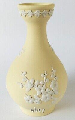 Wedgwood Jasperware Yellow Primrose Prunus Bud Vase Yellow Boxed