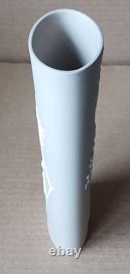 Wedgwood LIGHT TAUPE BROWN Jasperware PRUNUS Vase STUNNING