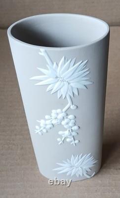 Wedgwood LIGHT TAUPE BROWN Jasperware PRUNUS Vase STUNNING