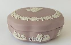 Wedgwood Lilac Jasperware Trinket Box Scalloped Group With Cage