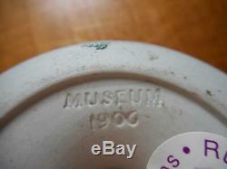 Wedgwood Lilac jasper dipped 7 #43 campana covered urn Museum 1906 mark