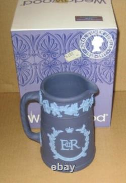 Wedgwood PORTLAND BLUE & BLUE Jasperware BRITISH QUEEN Jubilee Jug LTD EDITION