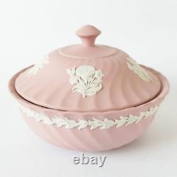 Wedgwood Pink Jasper Fluted Powder Dish / Trinket Box Floral Jasperware