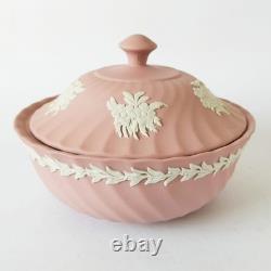 Wedgwood Pink Jasper Fluted Powder Dish / Trinket Box Floral Jasperware