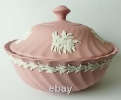 Wedgwood Pink Jasper Powder Dish and Lid Fluted jasperware