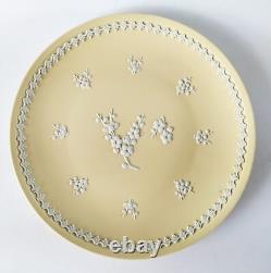 Wedgwood Primrose Jasperware Plate Prunus Blossom 8 1/4 Inch
