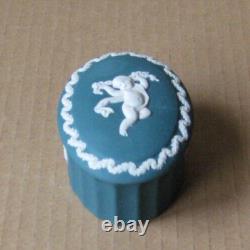 Wedgwood SPRUCE GREEN Jasper Oval Cherub Box