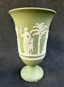 Wedgwood Sage Green Jasperware Arcadian Footed Vase 19cm Staffordshire 1973