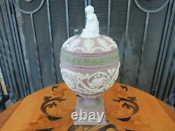 Wedgwood St James' Collection Tricolor Lilac Jasperware Cupid Arabesque Vase Urn