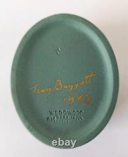 Wedgwood Teal Green Jasperware Trinket Box Seashell Signed Tony Baggott