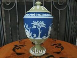 Wedgwood Tricolor Green Blue Jasperware Covered Urn Vase Sacrifice Figures 1870