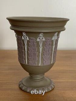 Wedgwood Tricolour Acanthus & Snowdrop Decorated Vase C1810