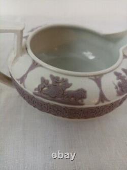 Wedgwood White & Lilac Jasperware Jug(Chip)