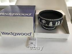 Wedgwood black basalt pedestal bowl boxed in excellent condition